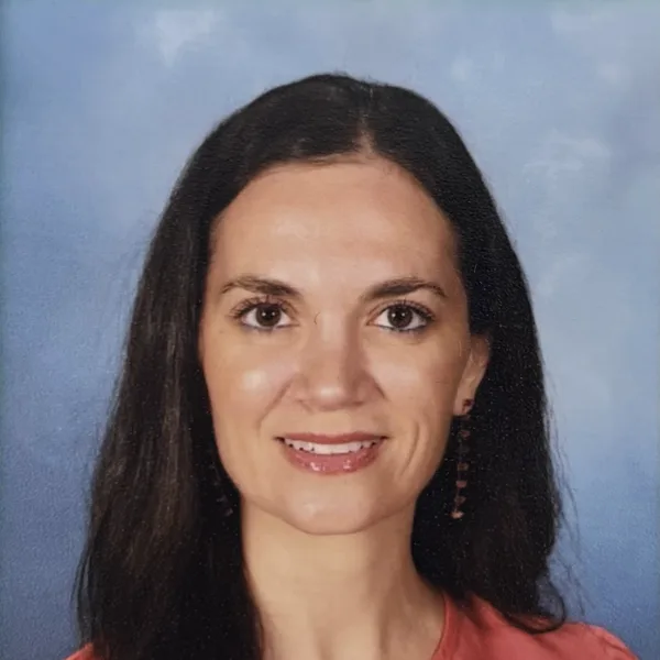 Andreea Schwimmer, M.A. — author of this guide